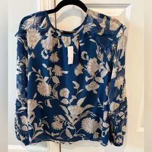 Ann Taylor Floral Blue and Cream Women's Top Size Medium